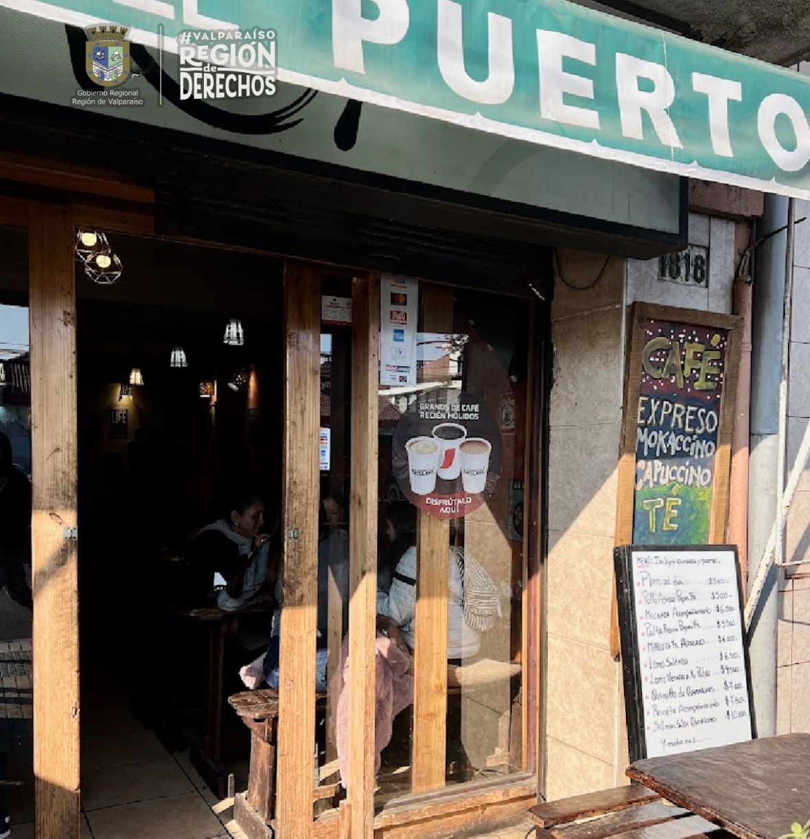 Descubre el Encanto Rústico de «Café del Puerto» en Barrancas: Un Oasis Gastronómico en la Región de Valparaíso